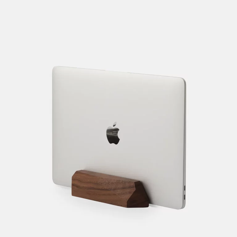 Oakywood - Laptop Dock - Nussbaum