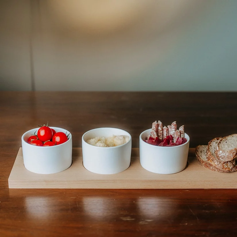 Kadastar aperitif set Trio - 3 bowls with wooden board made of beech